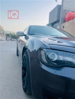 کرایسلەر 300